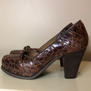 Anthropologie D’Orsay Crocodile Brown Leather Pump High Heels size 8